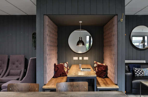 1 bedroom in a flat share to rent - Photo 1