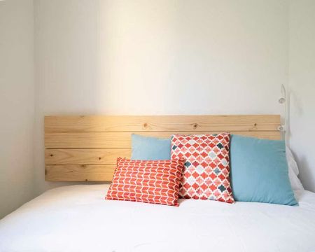 Calle de Alburquerque, Madrid, Community of Madrid 28010 - Photo 2