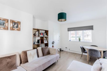 2 bedroom terraced house to rent - Photo 3