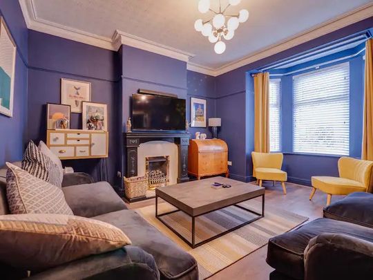 3 Bed Terraced House, Culcheth Lane, M40 - Photo 1