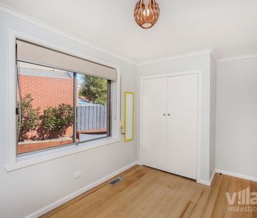 IDEAL LOCATION! - Photo 6