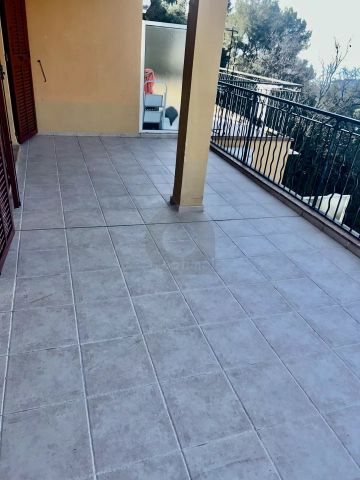 Location Appartement 2 pièces 43m² MENTON 06500 - Photo 4