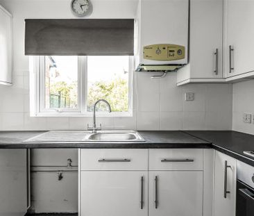 1 bedroom end of terrace house to rent - Photo 1