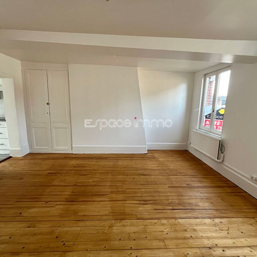 Location Appartement 3 pièces 83m² DEVILLE LES ROUEN 76250 - Photo 1