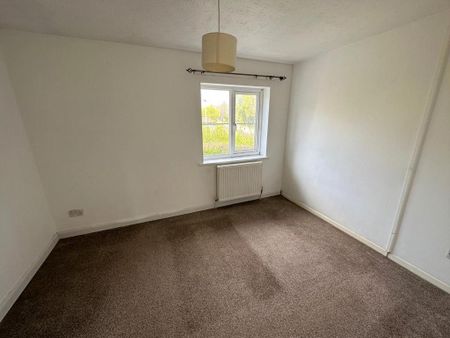 2 bedroom semi-detached house to rent - Photo 2