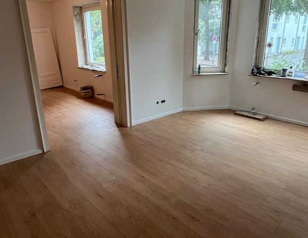 Kernsanierte 3,5 Zimmer Wohnung in zentraler Lage - Foto 1