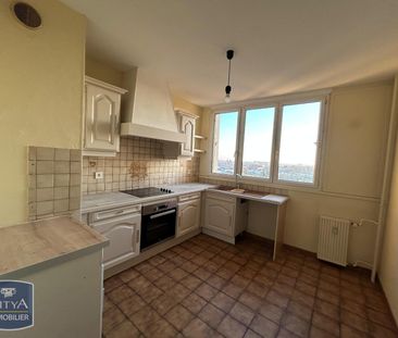 Location Appartement 4 pièces 77m² CHALON SUR SAONE 71100 - Photo 5