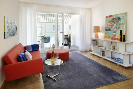 Bel appartement traversant partiellement rénové de 3.5 pièces situé au 1er étage - Photo 2