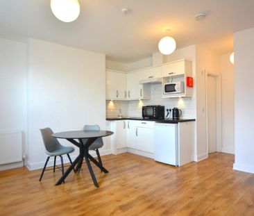 Studio to rent - Photo 4