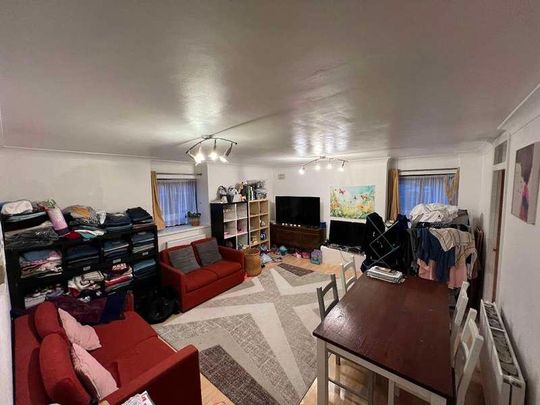 Wheatley Close, Hendon, NW4 - Photo 1