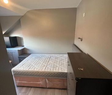 47 Malone Avenue, Belfast, BT9 6ET - Photo 2