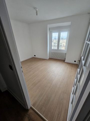 A louer : Appartement T3 - 90m² - Saint-Quentin (02100) - Photo 4