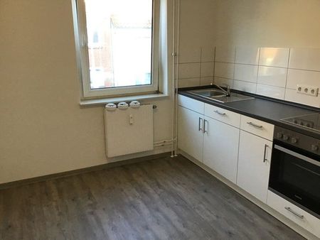 Komplett renovierte 2,5-Zimmer-Wohnung mit Balkon - Photo 2