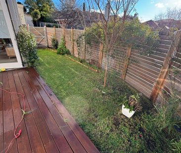 Malvern East - Photo 1