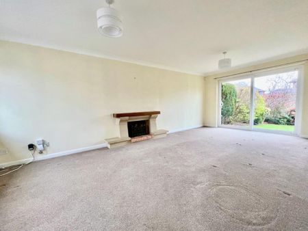 4 bedroom detached house to rent - Photo 2