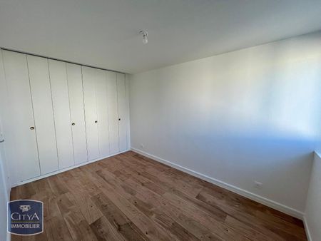 Location Appartement 2 pièces 49m² ROSNY SOUS BOIS 93110 - Photo 3