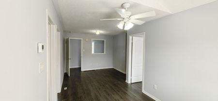 For Lease - 1 Pingel Road Unit# Coach, Markham, Ontario - Photo 3