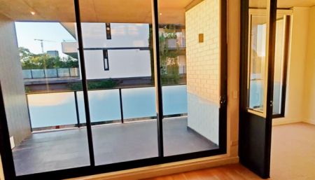 2 bed 2 bath-B33 - Photo 4