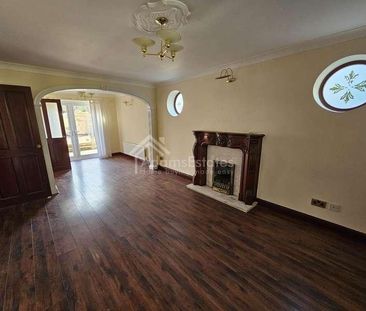 Nook Green, Dewsbury, WF12 - Photo 2