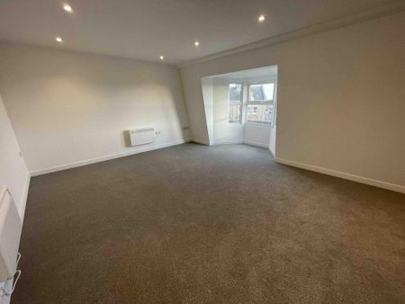 2 bedroom flat to rent - Photo 2