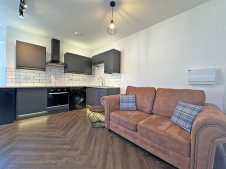 1 bedroom flat to rent - Photo 2