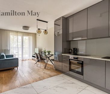 Cichy apartament z jedną sypialnią i balkonem Metro Szwedzka - Zdjęcie 3