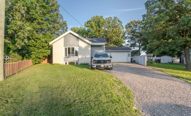 10 Blossom Bay – Upper, Blumenort, MB - Photo 1