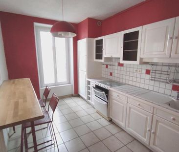 Location Appartement 3 pièces 68m² MILLAU 12100 - Photo 5