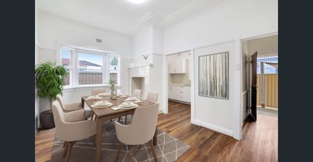 Spacious Family Home in a Convenient Riverwood Location - Photo 2