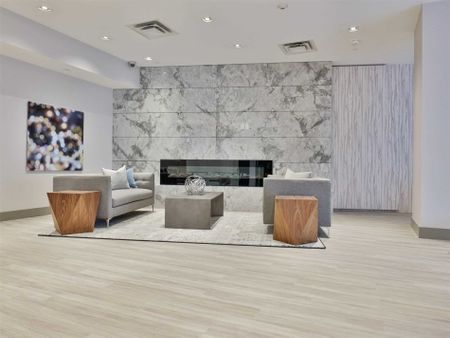 For Lease - 181 Bedford Road Unit# 2403, Toronto, Ontario - Photo 4