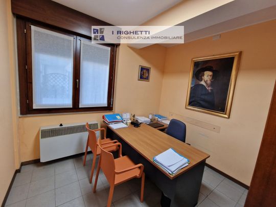 Stanza uso ufficio nel Cuore di Borgo Milano, Verona - Photo 1