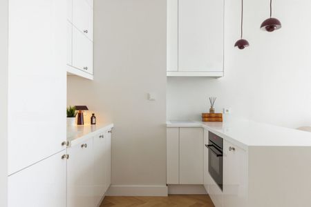 Stylowe i ciche mieszkanie w apartamentowcu - Zdjęcie 5