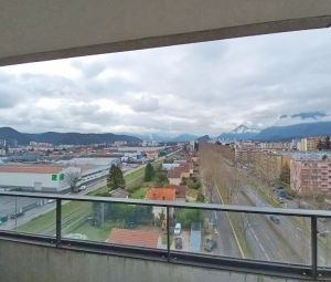 Location Appartement à ECHIROLLES - Photo 6