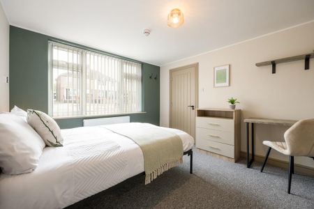 1 bedroom in a house share to rent - Photo 3