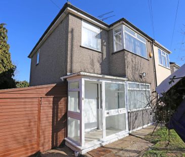 Price £2,200 pcm - Available Now - Part Furnished - Photo 6