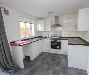 3 bedroom terraced house to rent - Photo 4