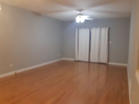 For Lease - 2255 Grouse Lane, Oakville, Ontario - Photo 2