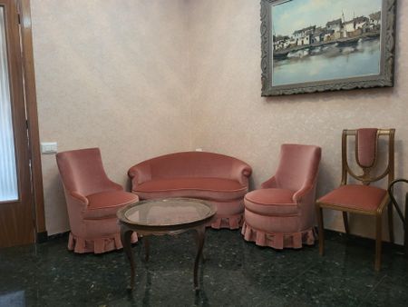 AMPLIO Y SEÑORIAL PISO EN EL CENTRO DE LA CIUDAD - Foto 4