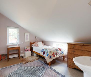 3 bedroom detached house to rent - Photo 5