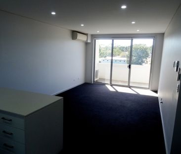 North-Facing Two-Bedroom Apartment - Photo 2