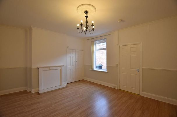 2 bedroom terraced house to rent - Photo 1