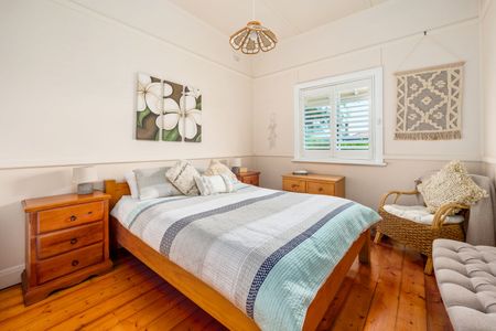 249 Glebe Road MEREWETHER NSW 2291 - Photo 2