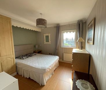 Raglan Hall, Dublin 4 - Photo 1