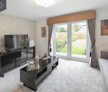 2 bedroom semi-detached house to rent - Photo 5