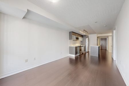 For Lease - 386 Yonge Street Unit# 1003, Toronto, Ontario - Photo 2