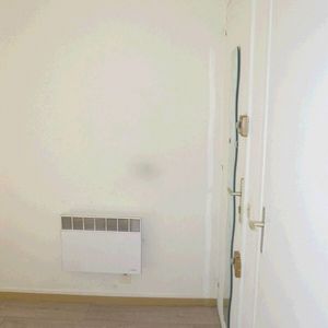 Appartement 1 pièces 10m2 MARSEILLE 9EME 299 euros - Photo 2