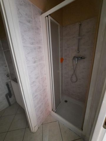 Location Appartement 1 pièce 33m² LE CREUSOT 71200 - Photo 4