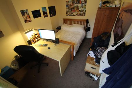 Brudenell Mount, Hyde Park, LS6 1HS, Leeds - Photo 3