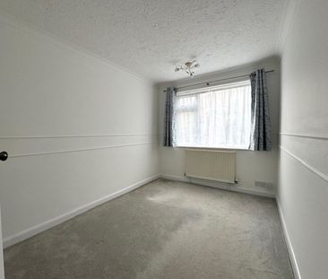 2 bedroom apartment to rent Cornwall Road, Midanbury, Southampton - Photo 1