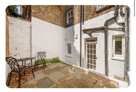 2 Bed Flat, Perham Road, W14 - Photo 5